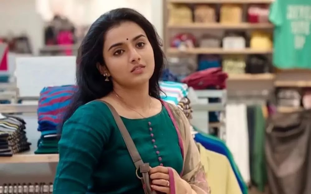 Ishq malayalam discount movie online watch